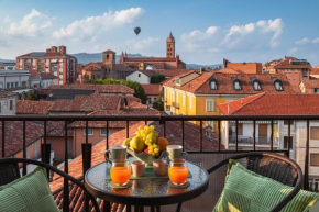 Panoramic Alba View, 2 Bedrooms with King Beds, Free Parking - La Dolce Vista